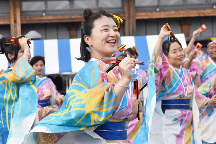 よさこい衣装・祭り衣装　　梅乃連様 