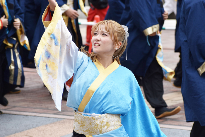 よさこい衣装・祭り衣装　　長崎県立大学リズム戦隊メロディアス様 