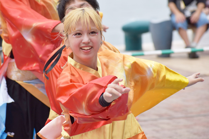 よさこい衣装・祭り衣装　　長崎県立大学リズム戦隊メロディアス様 